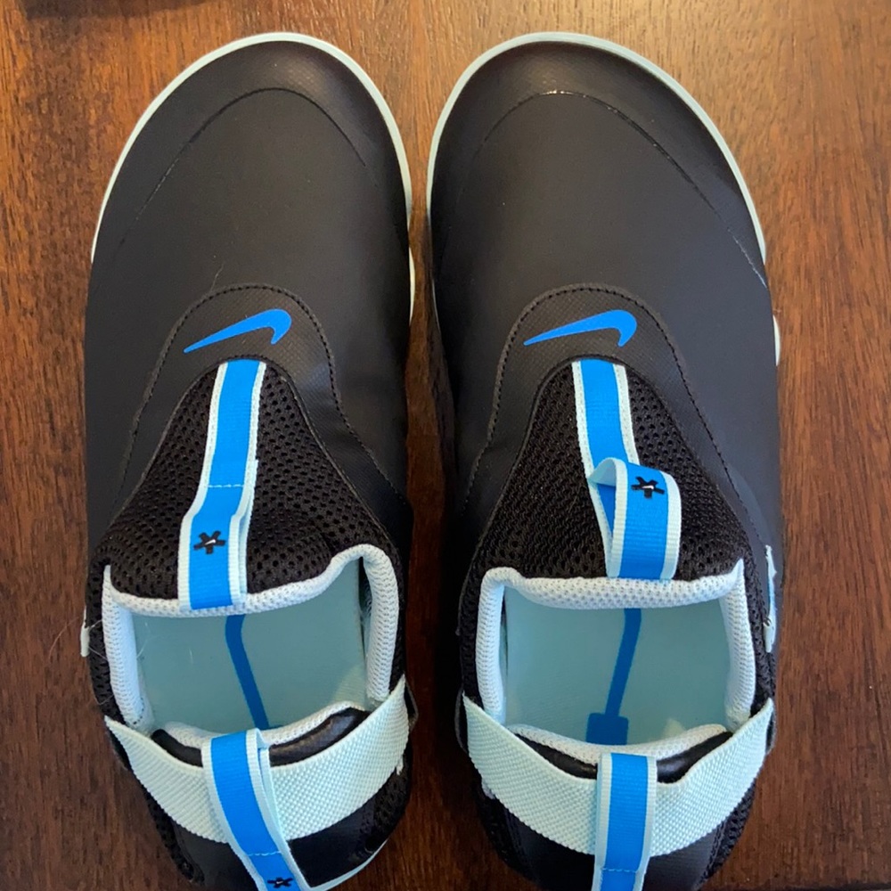 Never Worn - Nike Air Zoom Pulse